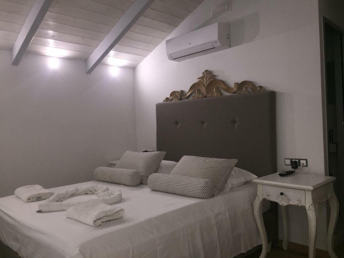 Porto Enetiko Suites Rethymno  ภายนอก รูปภาพ