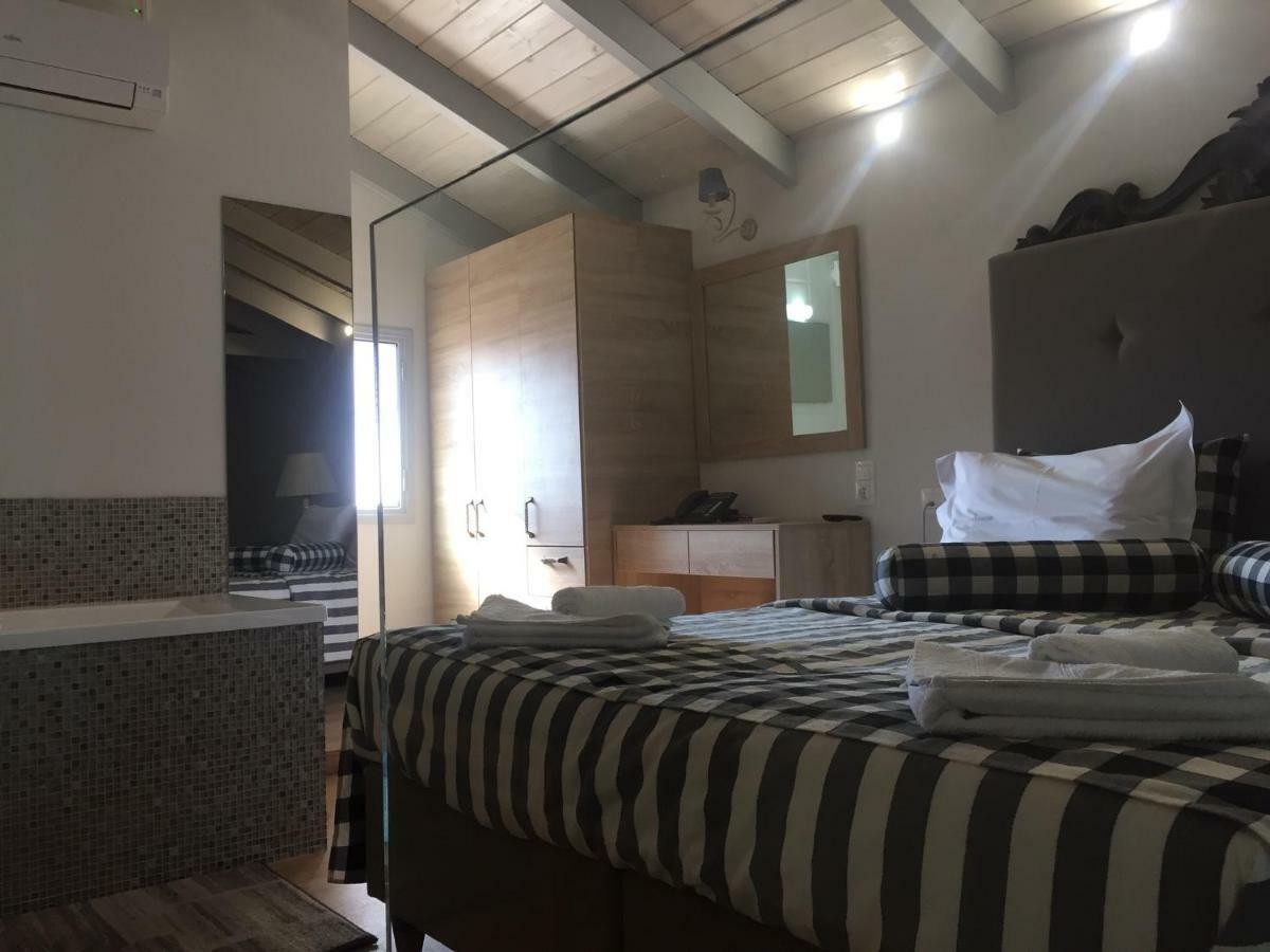 Porto Enetiko Suites Rethymno  ภายนอก รูปภาพ
