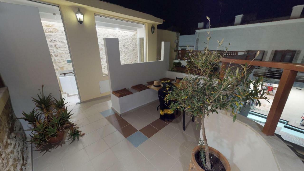 Porto Enetiko Suites Rethymno  ภายนอก รูปภาพ